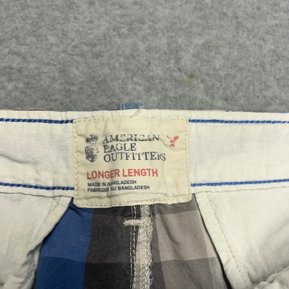 American Eagle Plaid Shorts Blue Grey Mens 33 Longer Length Flat Front Casual